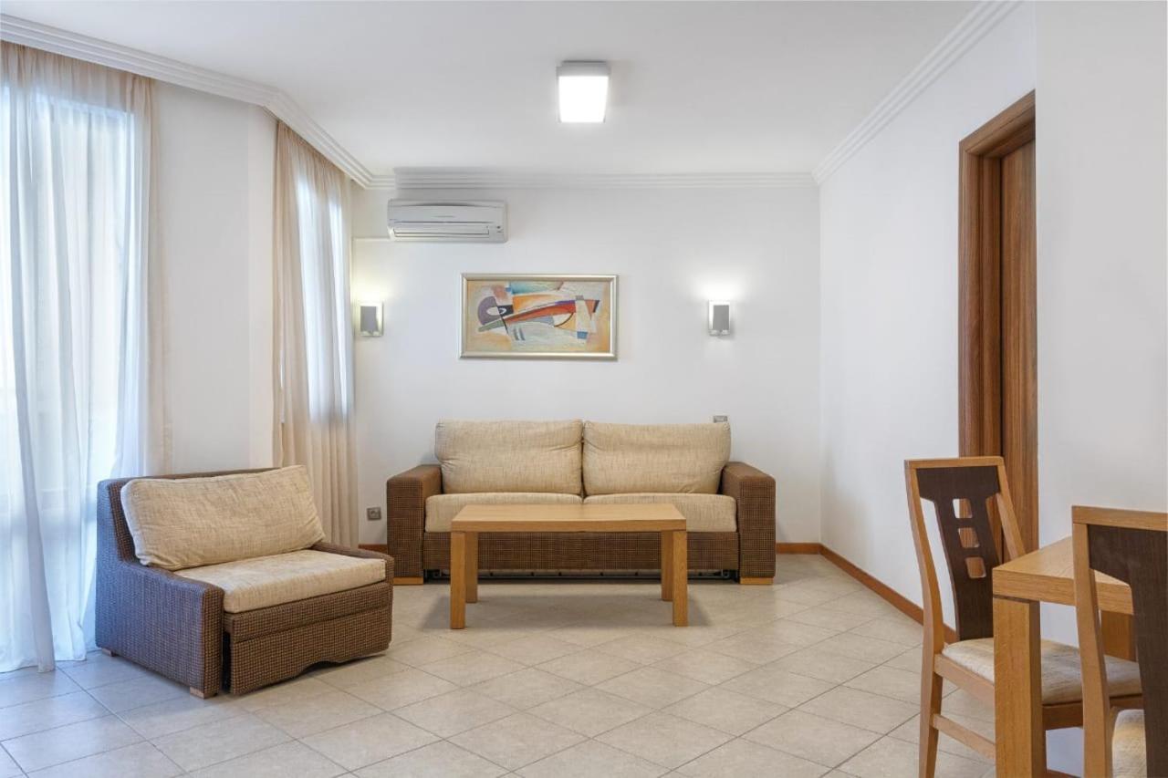 Private Apartments In Emerald Ravda Exterior photo